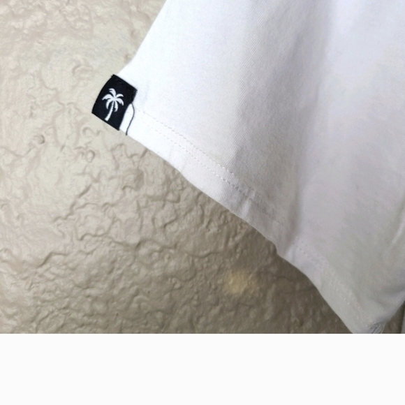 Local Lab surf crop top - Picture 4 of 4